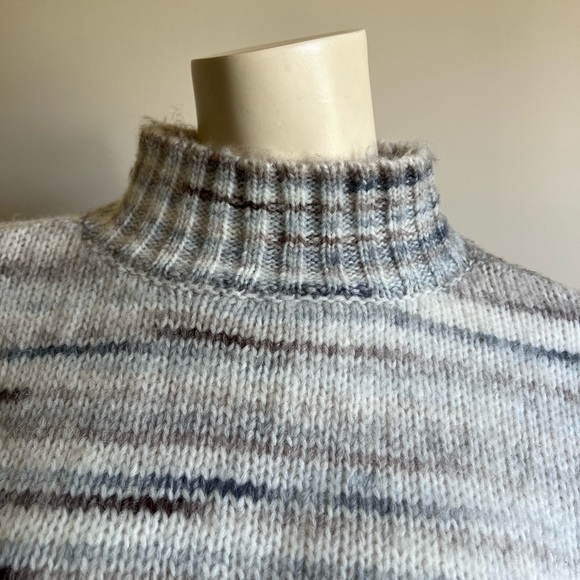 H by Halton Knit Sweater - Picture 3 of 7